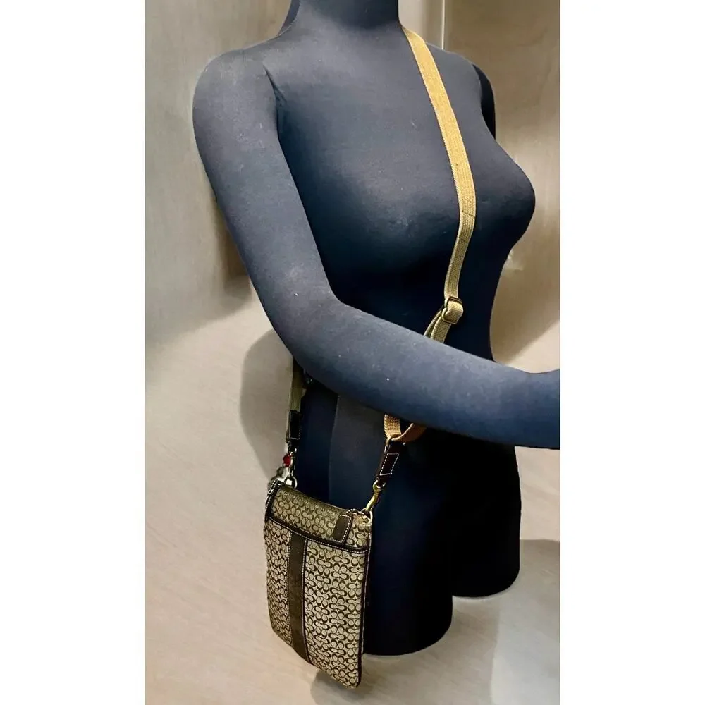 Y2K Coach Mini Signature Slim Swing Pack Crossbody Bag